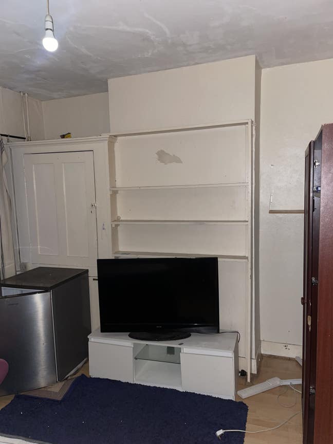 New Clean furnished Double bedroom for RENT* Main Photo