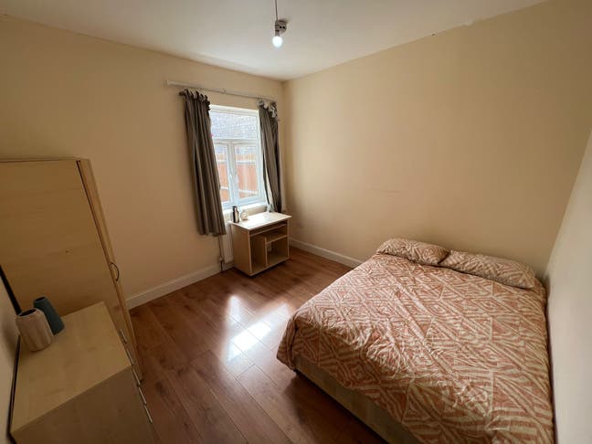 Cosy Double 3 min From Turnpike Lane Station Main Photo