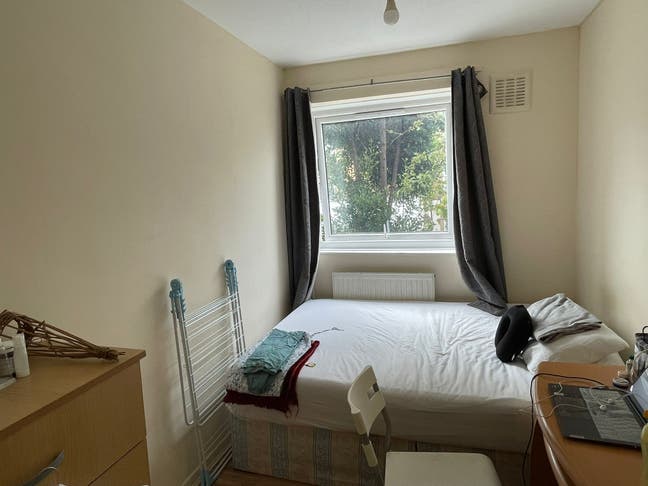 Room for rent in central London  Main Photo