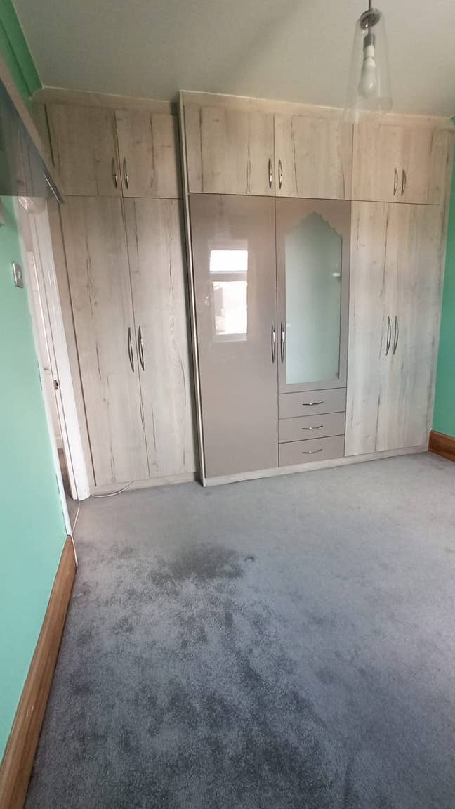 Double room to rent for couple only Main Photo