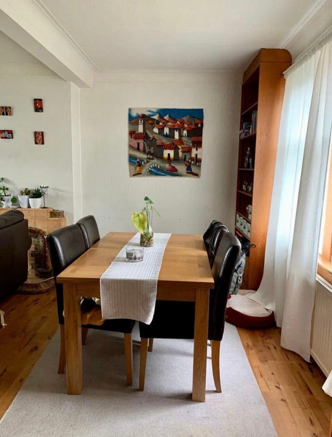 Single room in a 3-bedroom house  Main Photo