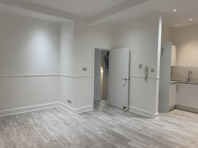 Newly renovated 3 bedroom - Harlesden Main Photo