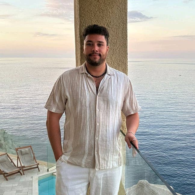 Social and Respectable Professional Main Photo