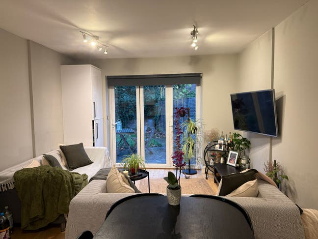 Sublet of Bright & Spacious Double Room in Balham Main Photo