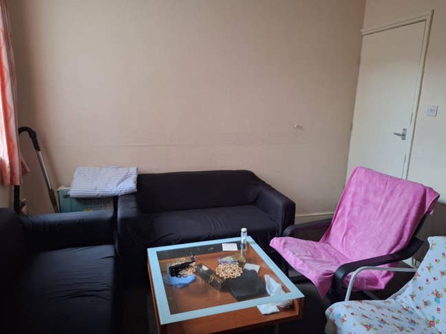 A lovely 4-bed house available for tenancy takeove Main Photo