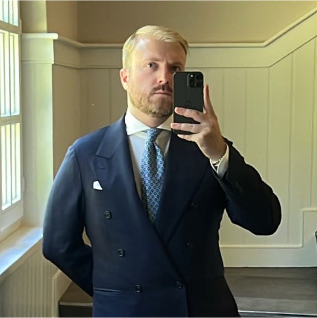 30yo professional looking for flatmate! Main Photo