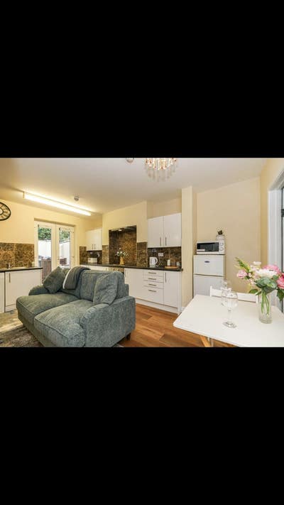 ✨1 bed apt||Eccles Town Centre||short/long stays ✨ Main Photo