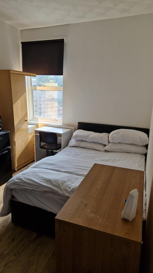 Double room with ensuite in Charlton SE7 Main Photo