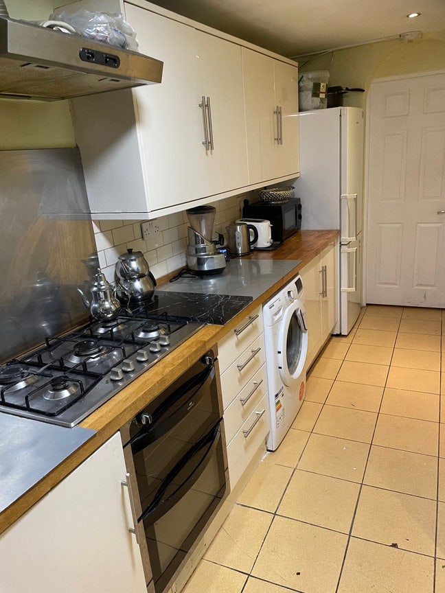 Double room for 1 person . Main Photo