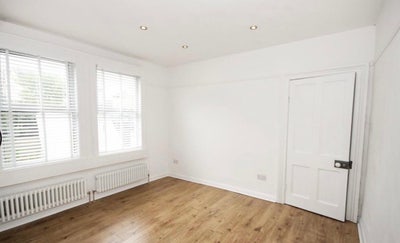 Period terraced two bedroom house Main Photo