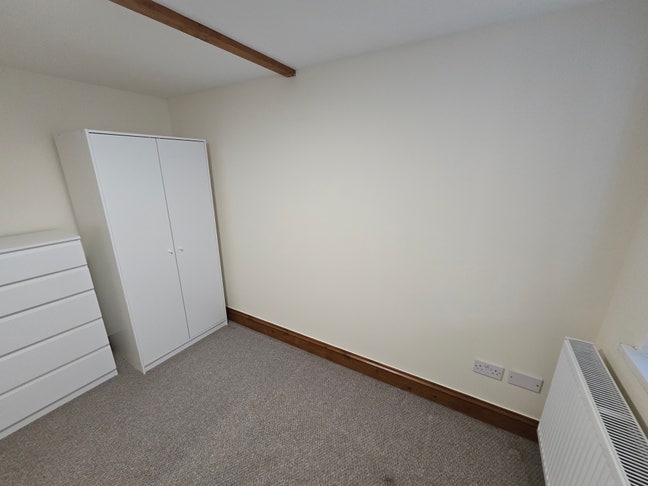 Studio flat with private entrance Main Photo