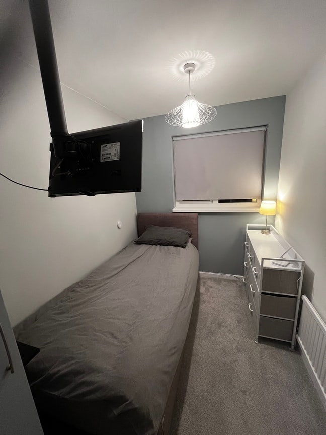 Single room (use of own bathroom) Main Photo