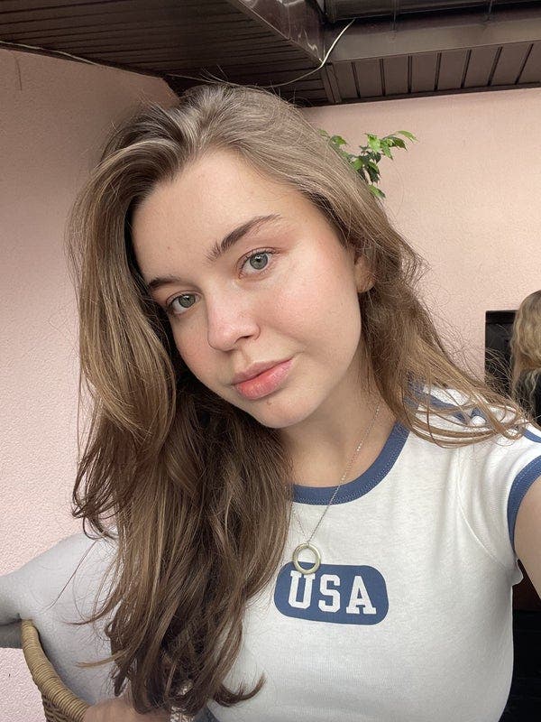 Hi everyone! My name is Marianna and I’m l... Main Photo