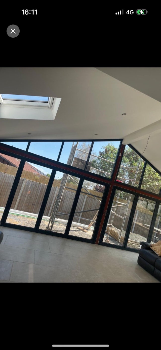 Bright Room Welcoming Home for £900 per month Main Photo