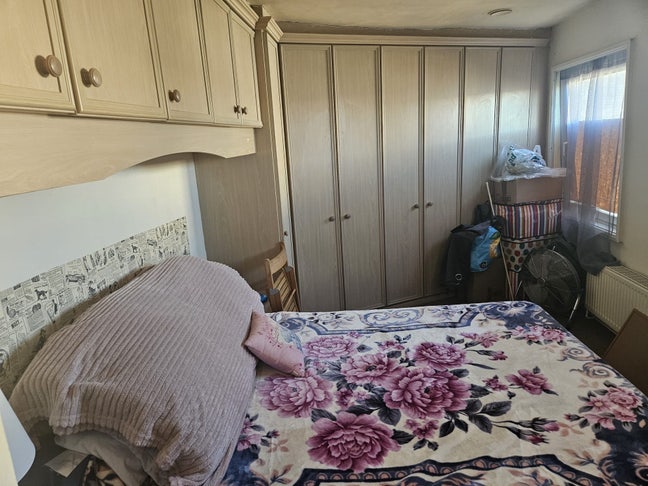 2 bedroom double storey flat to rent Main Photo