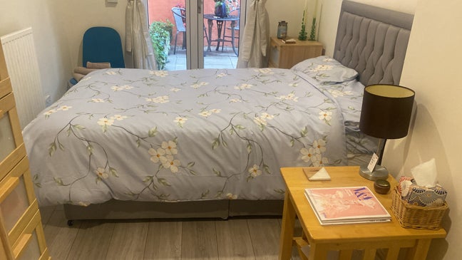 Lovely double room Own separate bathroom Main Photo