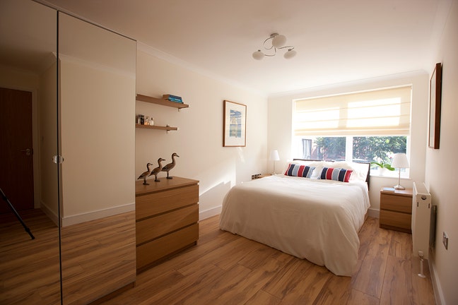 Large double room available immediately Main Photo