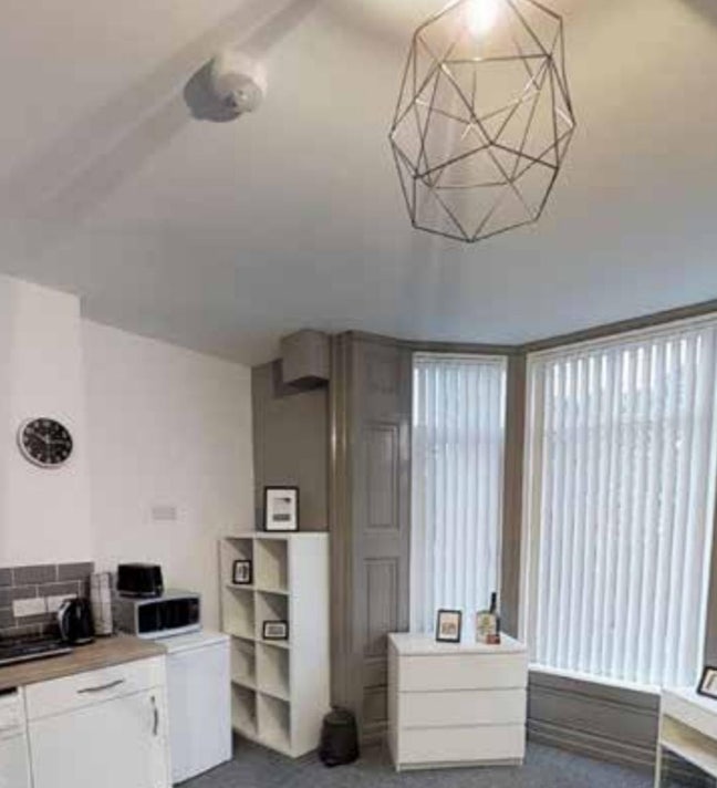 High spec rooms - S70 All Bills Inc Main Photo