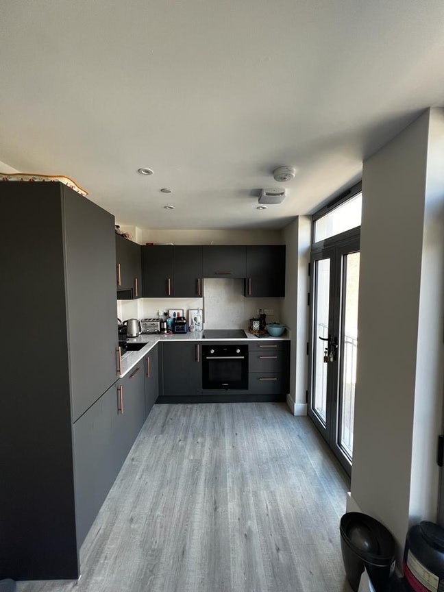 En-suite room in Kingston town centre  Main Photo