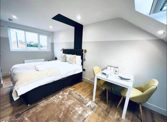 Ensuite Room in the Heart of Mayfair Main Photo