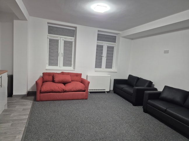 Beautiful new built flat to let 5 min from hosp Main Photo