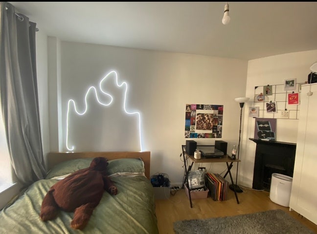 Lovely large double room in East Dulwich Main Photo