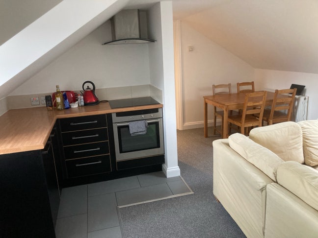 1beb flat self contained loft flat.  Main Photo