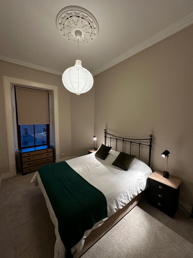 Double room in heart of Strathbungo Main Photo