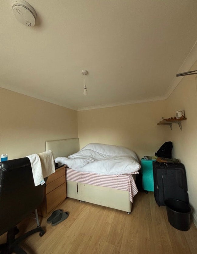 5 min from the university a big double room Main Photo