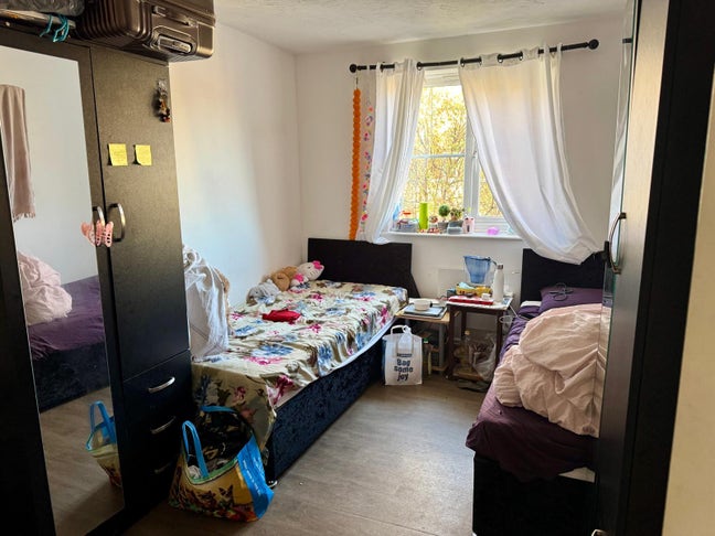 Room Available for Two Girls – Telugu Friendly Main Photo