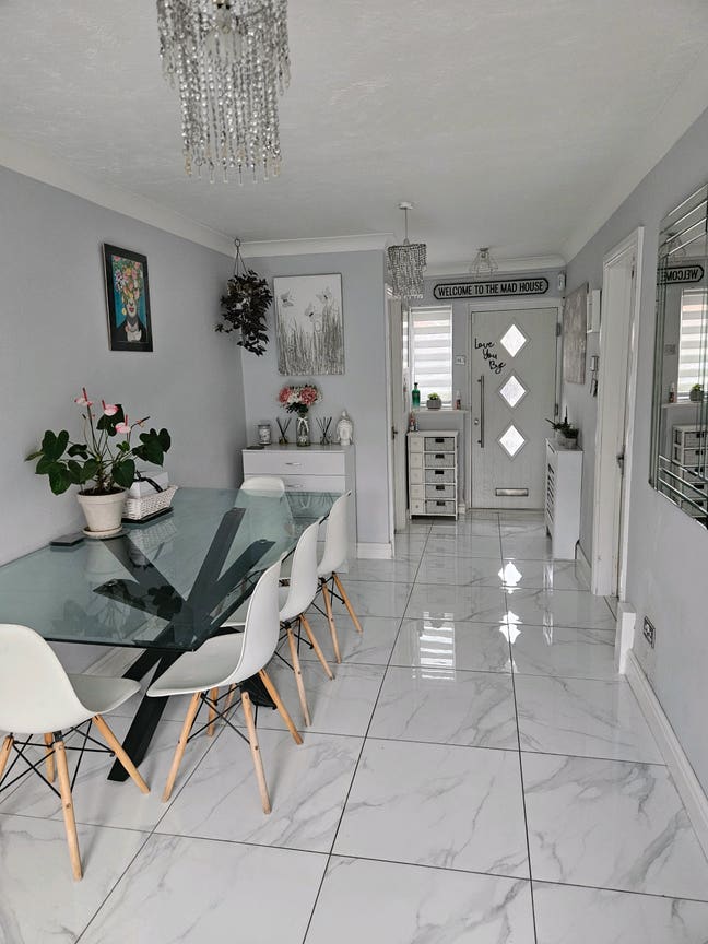 Fully furnished, bills included. Main Photo