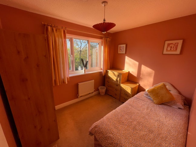 Ensuite Rooms Near Bentley Motors in CW2 Main Photo