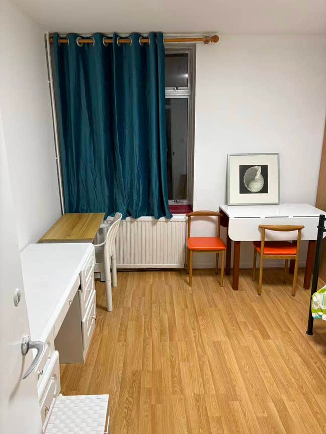  Large Double Room Next to Tottenham Hale station Main Photo