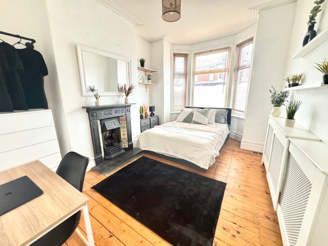 📍Close to City  🔥⚡️All Bills Inc Main Photo