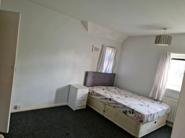 🏡 Double Bedroom Available in CB5 Main Photo