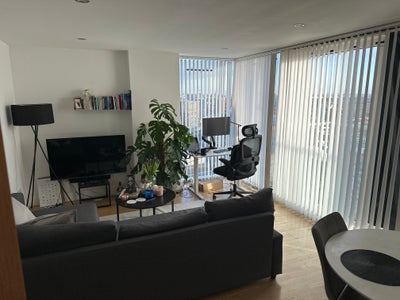 Available for less than one month (Short Term) Main Photo