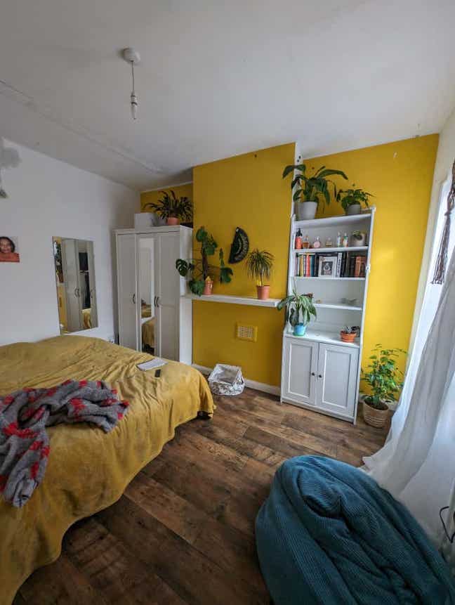 Double Room Near City Main Photo