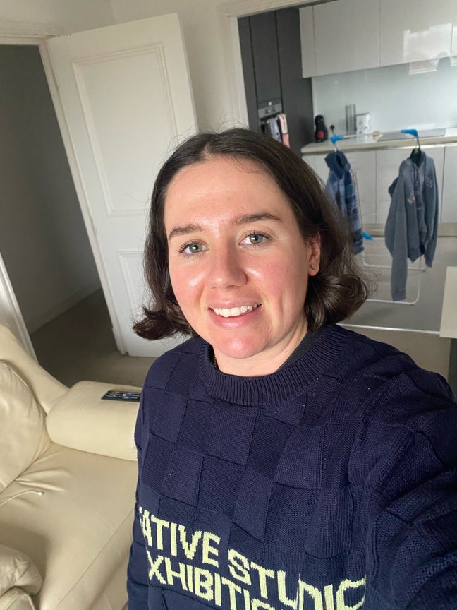 Looking for a room Main Photo