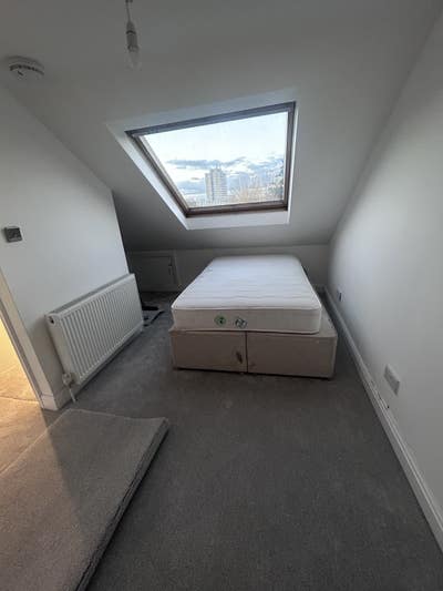 A Large Double En Suite Room to Rent  Main Photo