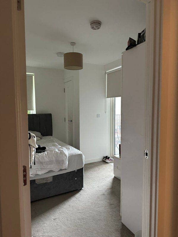 Room with private bathroom in 2 bed 2 bath flat Main Photo