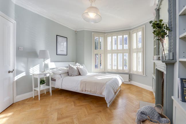 Stunning Professional House in Earlsfield Main Photo