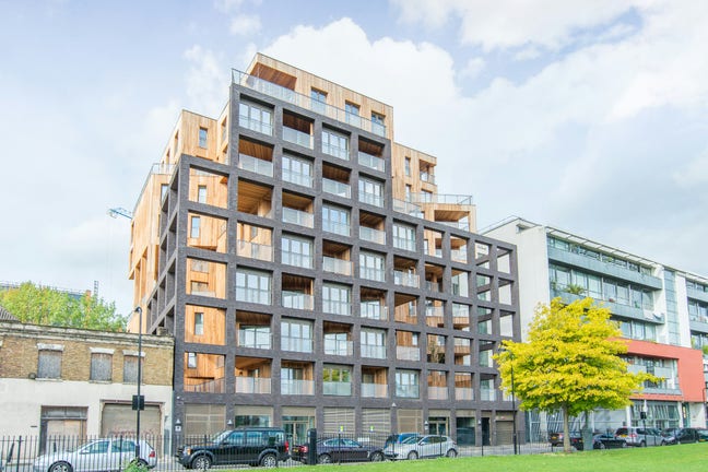 Lovely 2 bed 2 bath with private terrace in N1! Main Photo