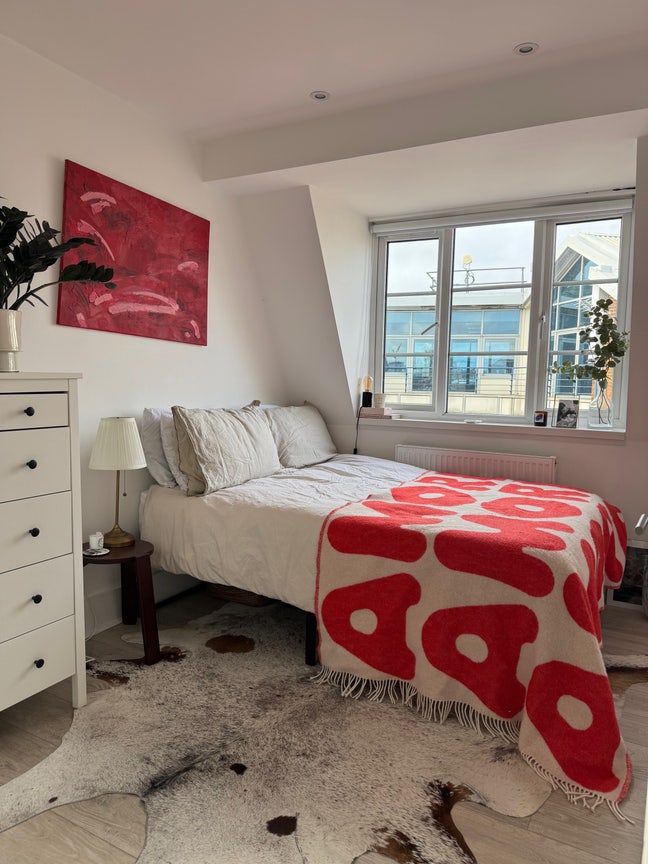 Double Bedroom in Angel, Islington Main Photo