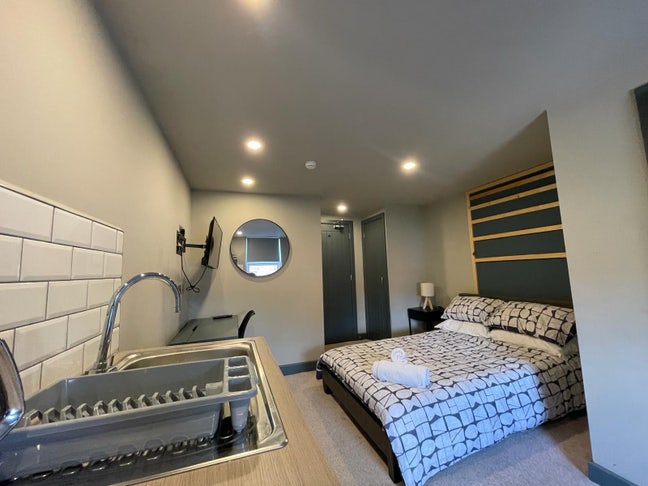 CV1 Studio For Rent - 5min walk from city centre  Main Photo