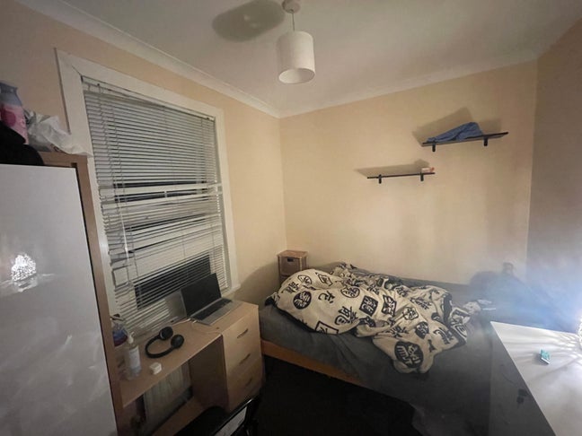 Room in Hanover available for rent!  Main Photo