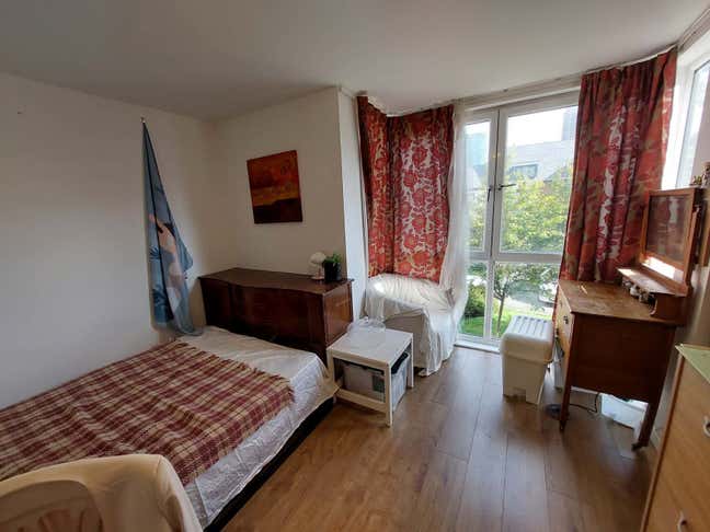 Bright double room, near Birmingham city centre. Main Photo