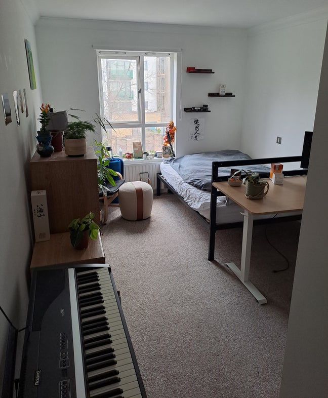 Fantastic ensuite room + balcony near Finsbury Main Photo