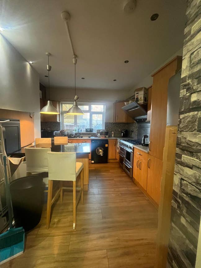 ✨ Furnished Double Room Available Now – IG3 9AA ✨ Main Photo