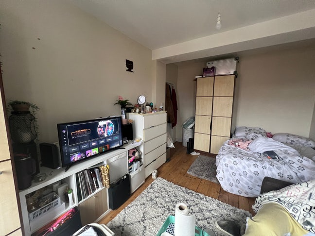 Big room in brixton  Main Photo