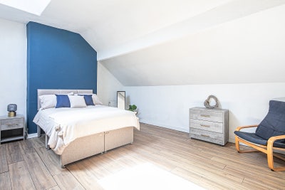 ⭐️ £580 Huge Double All Bills Included Main Photo